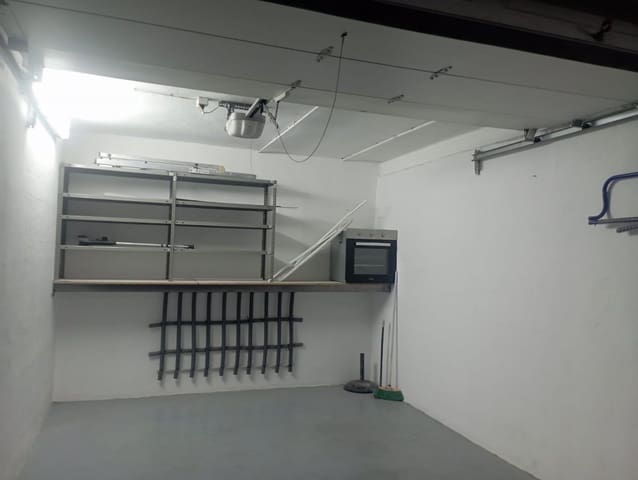 Garage till salu i Playa de las Americas, Arona - 75 000 € (Ref: 9794389)