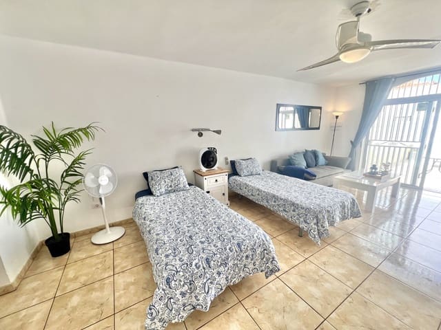 Estúdio para venda em Playa de las Americas, Arona com piscina - 279 000 € (Ref: 9799054)