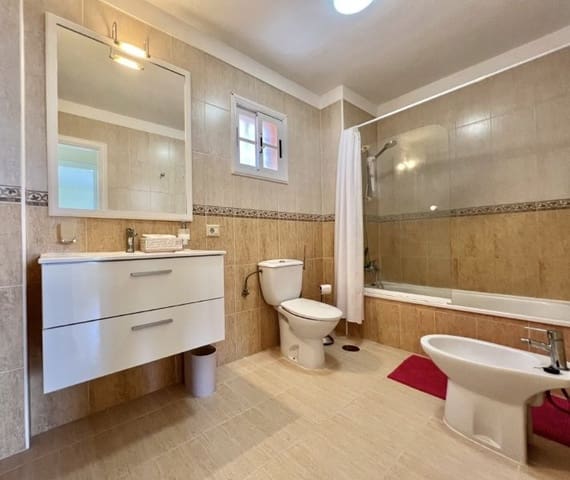 1 sovrum Lägenhet till salu i Los Cristianos, Arona - 295 000 € (Ref: 9806306)