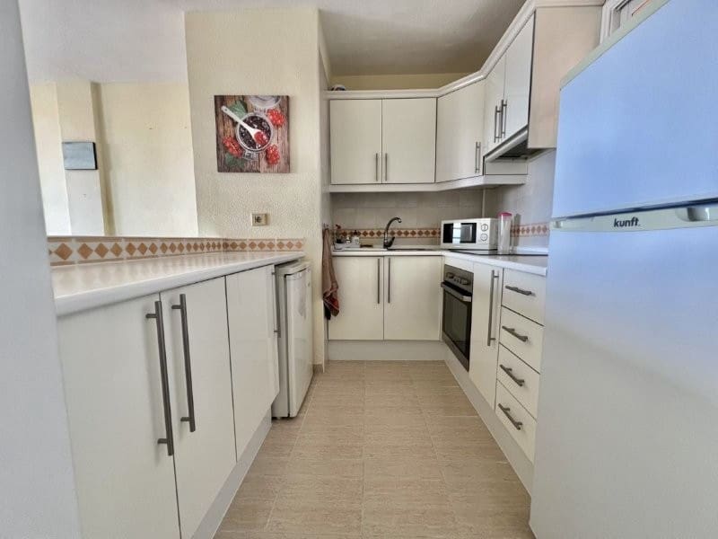 1 sovrum Lägenhet till salu i Los Cristianos - 295 000 € (Ref: 9806306)