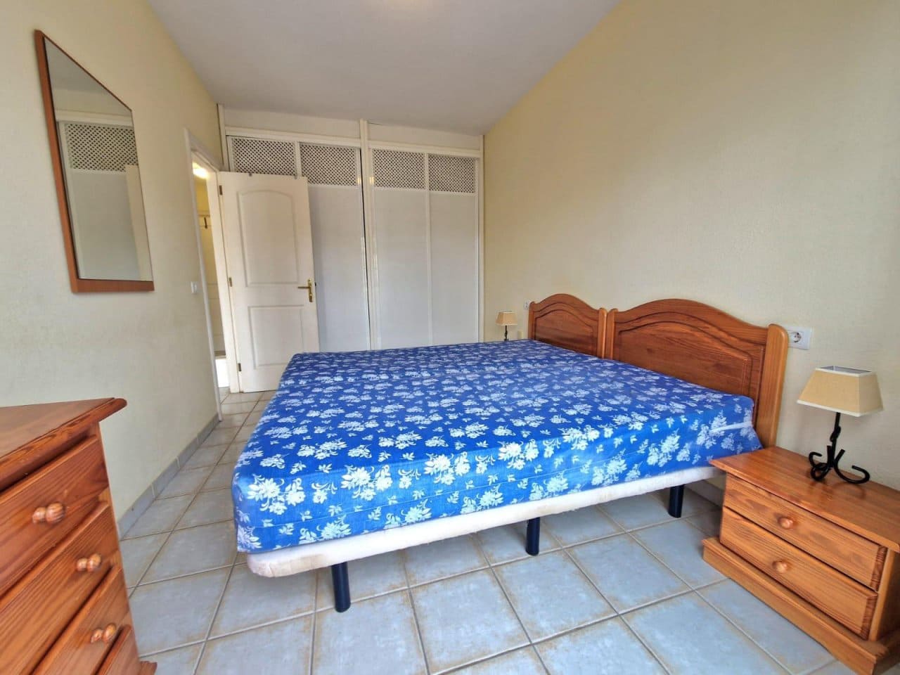 1 makuuhuone Kattohuoneisto myytävänä paikassa Los Cristianos mukana uima-altaan - 299 000 € (Ref: 9807136)