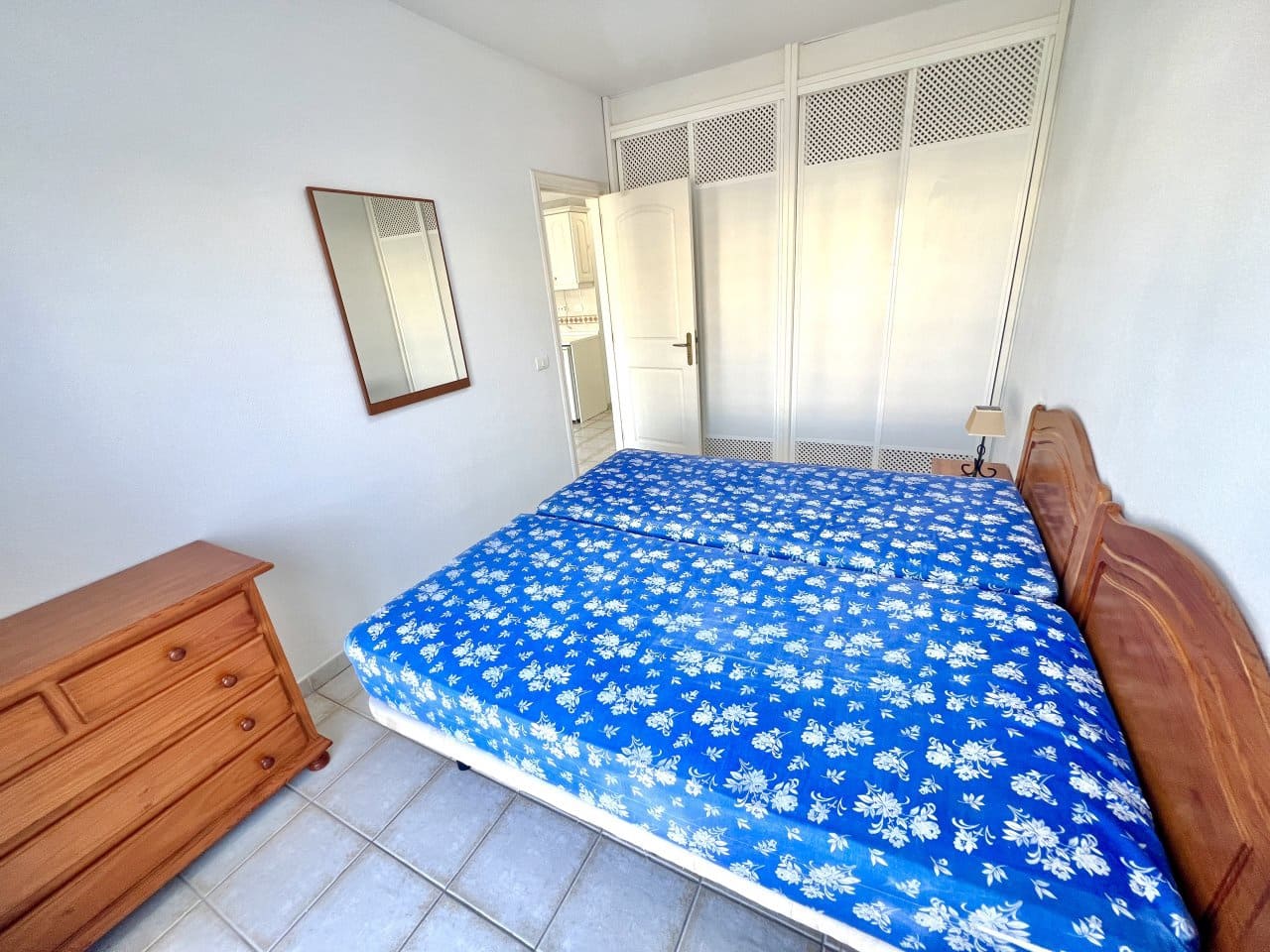 1 makuuhuone Kattohuoneisto myytävänä paikassa Los Cristianos mukana uima-altaan - 299 000 € (Ref: 9807136)