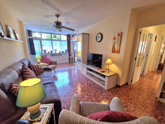3 makuuhuone Huoneisto myytävänä paikassa Parque de la Reina, Arona mukana uima-altaan - 295 000 € (Ref: 9824810)