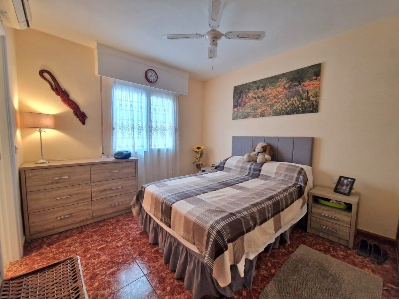 3 makuuhuone Huoneisto myytävänä paikassa Parque de la Reina mukana uima-altaan - 295 000 € (Ref: 9824810)
