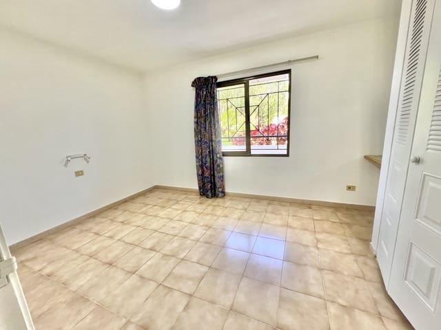 1 soverom Leilighet til salgs i Los Cristianos, Arona - € 235 000 (Ref: 9849217)