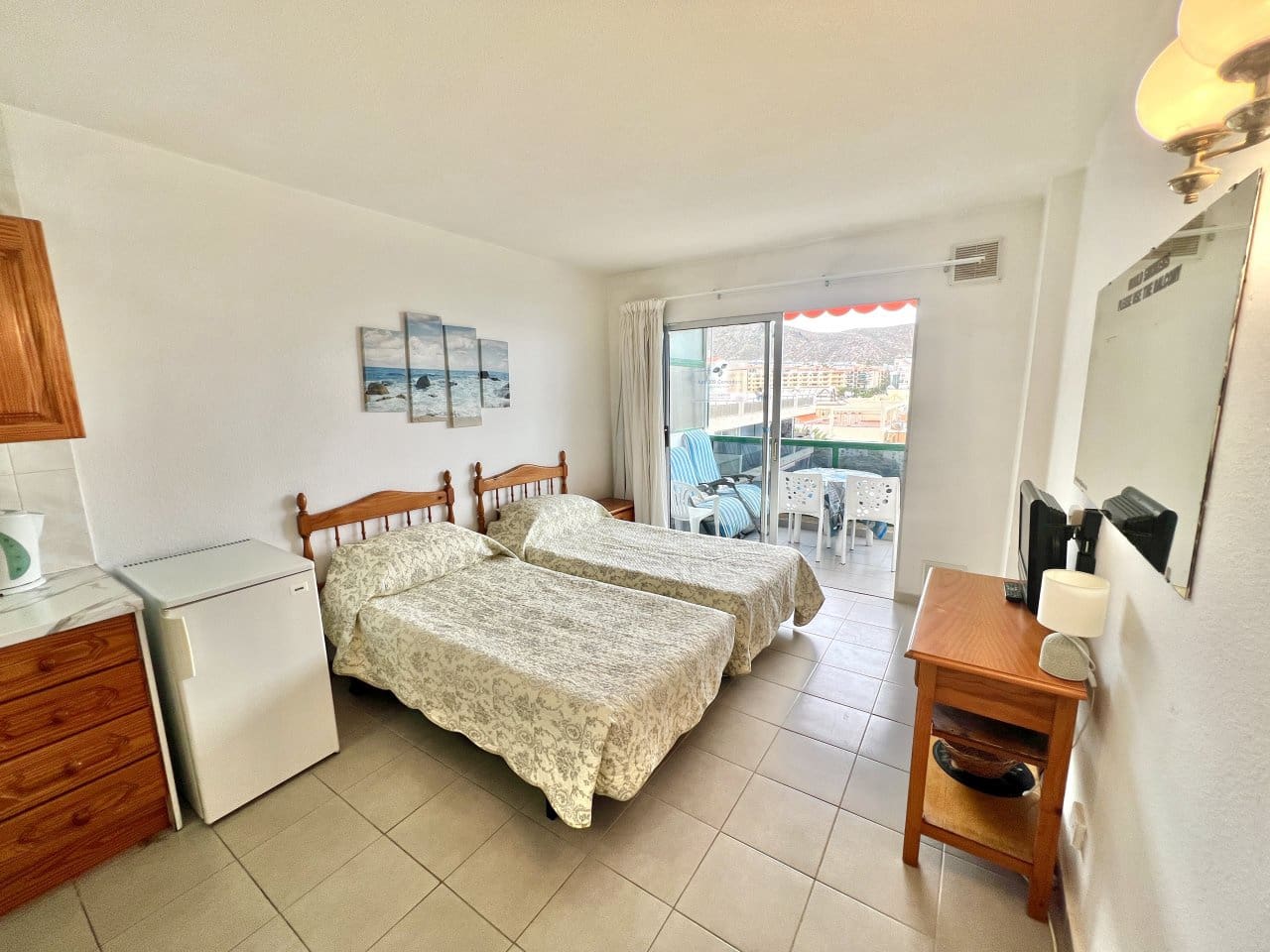 Studio te koop in Los Cristianos met zwembad - € 235.000 (Ref: 9861714)