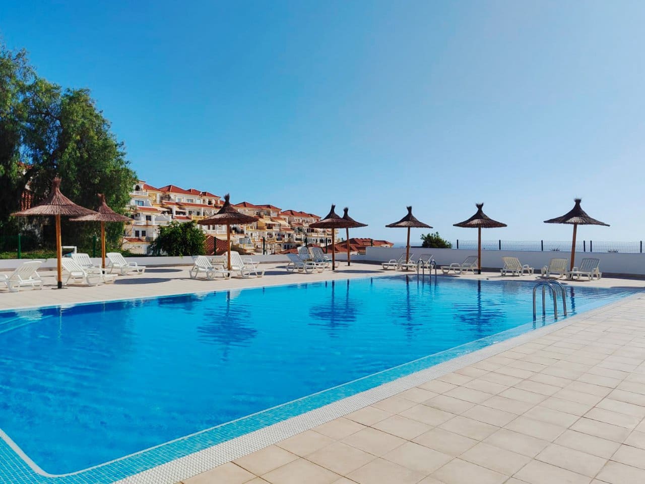 1 bedroom Apartment for sale in Costa Adeje with pool - € 240,000 (Ref: 9866785)