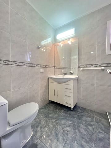 Studio te koop in Los Cristianos, Arona - € 199.999 (Ref: 9875869)