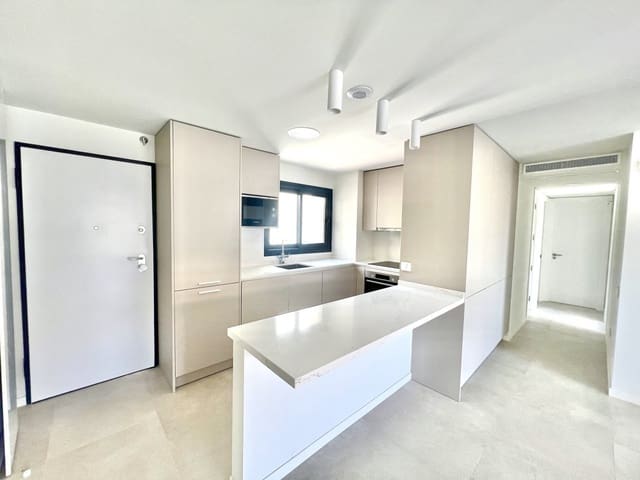 3 soveværelse Lejlighed til salg i El Medano, Granadilla de Abona med swimmingpool - € 680.000 (Ref: 9875870)