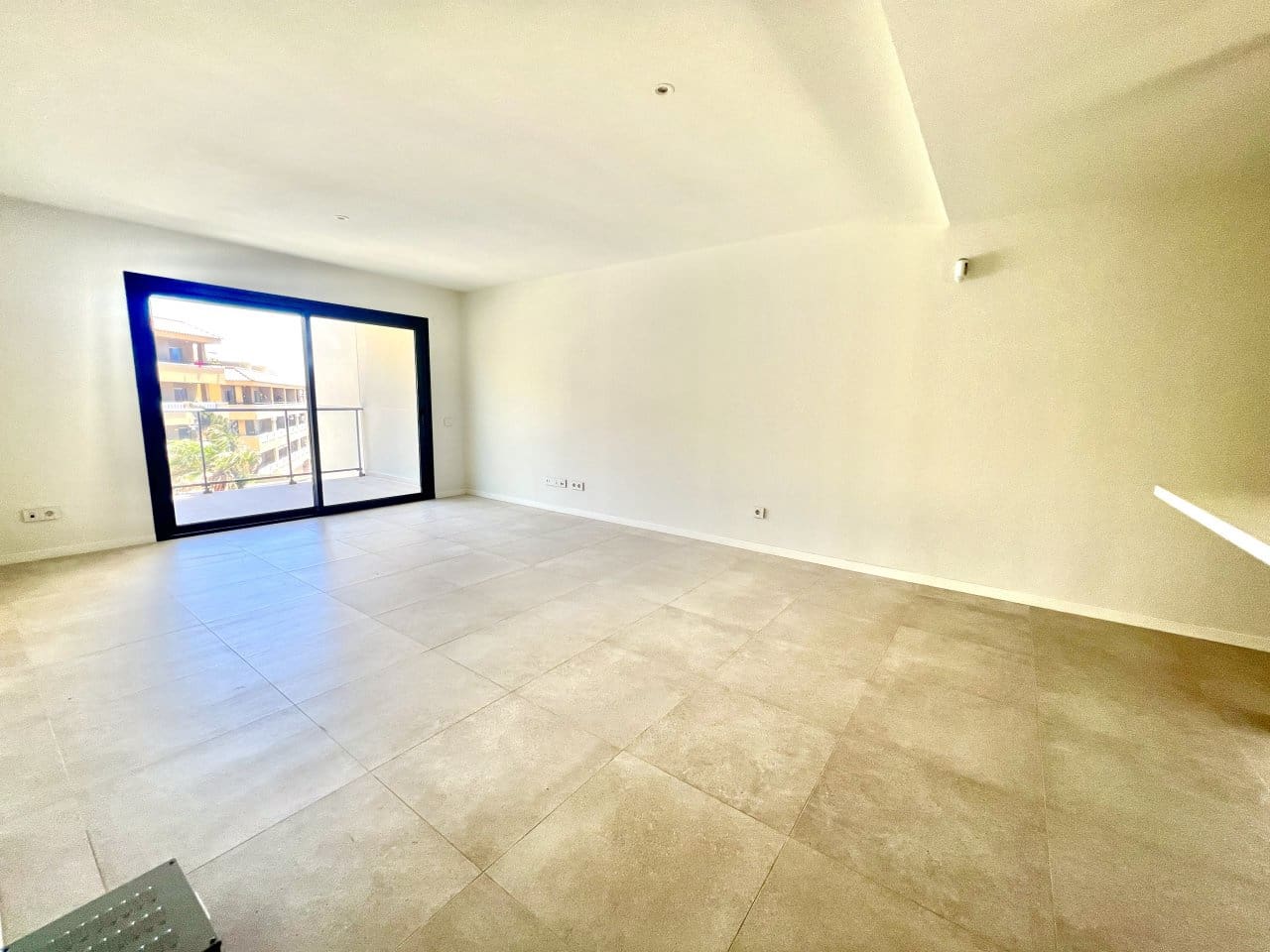 3 soveværelse Lejlighed til salg i El Medano med swimmingpool - € 680.000 (Ref: 9875870)