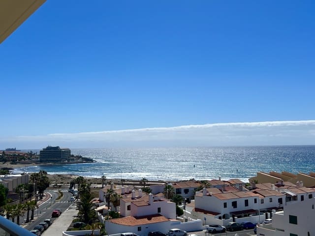 2 slaapkamer Penthouse te koop in El Medano, Granadilla de Abona met zwembad - € 630.000 (Ref: 9875871)