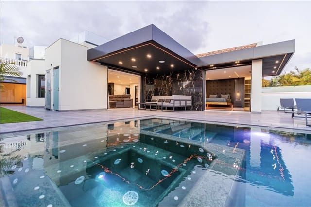3 chambre Villa/Maison à vendre à El Madroñal, Adeje - 2 195 000 € (Ref: 9875872)