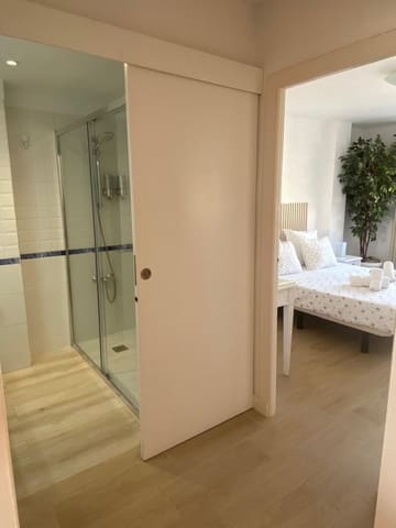 2 Zimmer Apartment zu verkaufen in Los Cristianos, Arona mit Pool - 490.000 € (Ref: 9907561)