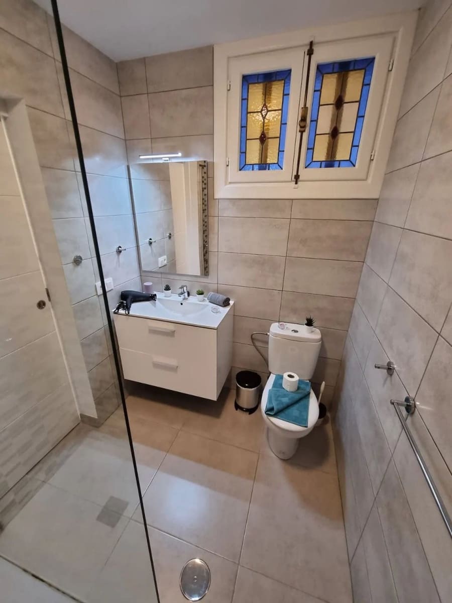 Studio for sale in Playa de las Americas - € 395,000 (Ref: 9924280)