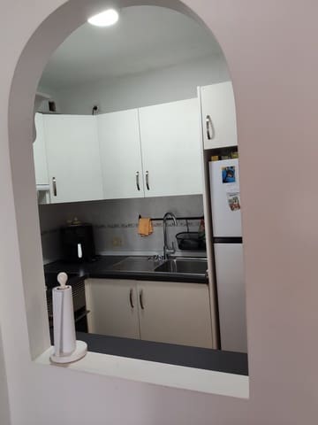 Apartamento de 1 habitación en Costa del Silencio, Arona en venta con piscina - 175.000 € (Ref: 9924281)