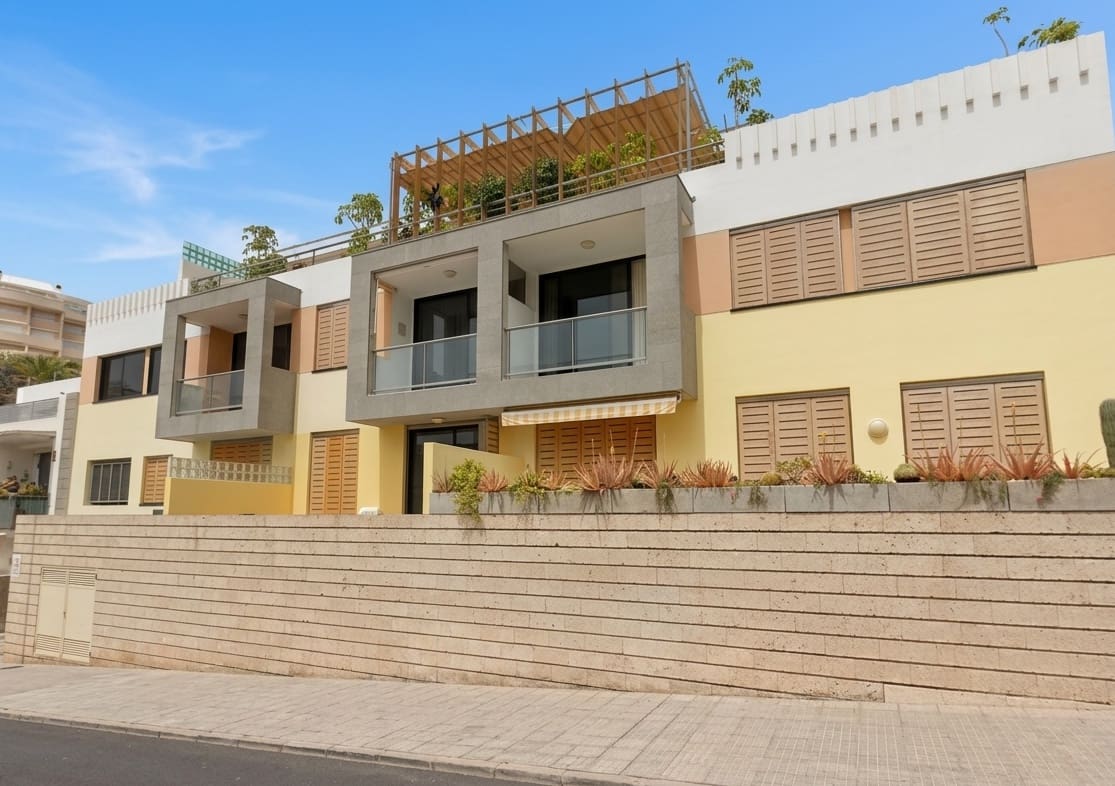 1 Zimmer Apartment zu verkaufen in La Caleta mit Garage - 435.000 € (Ref: 9990383)