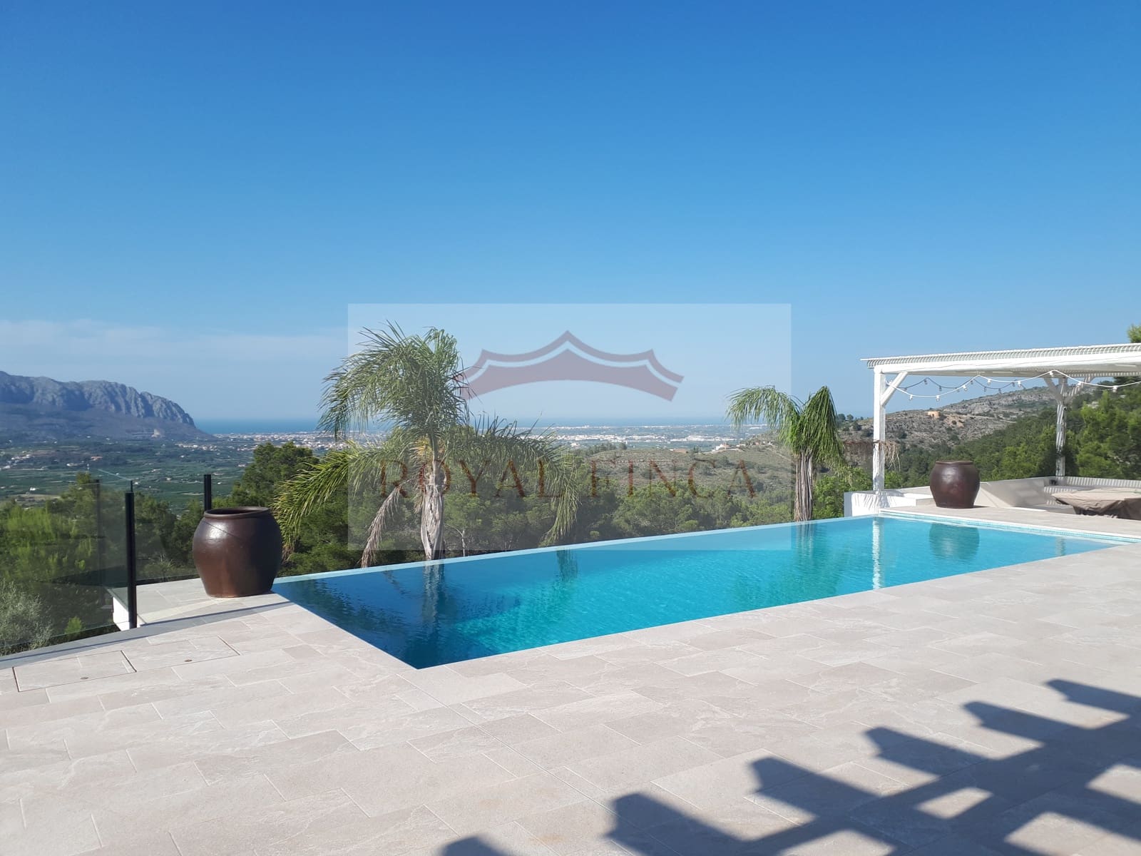 3 chambre Villa/Maison à vendre à Orba avec piscine garage - 545 000 € (Ref: 5796739)