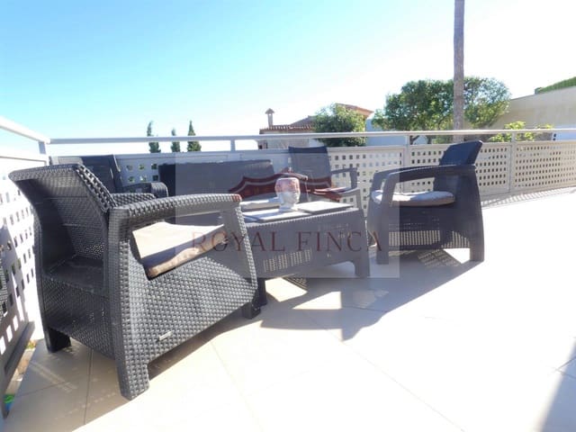 4 slaapkamer Villa te koop in Centro Urbano, Dénia - € 670.000 (Ref: 6467751)