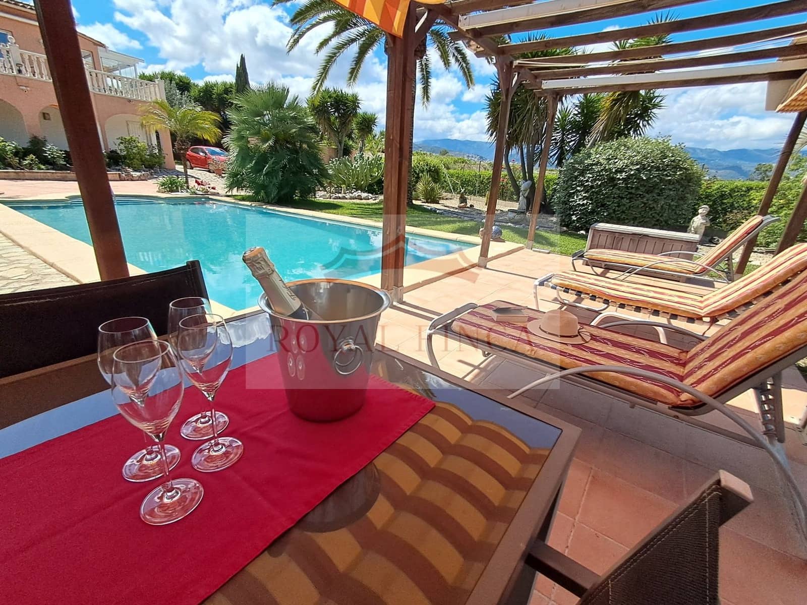 4 Zimmer Villa zu verkaufen in Sanet i Negrals - 585.000 € (Ref: 8956179)