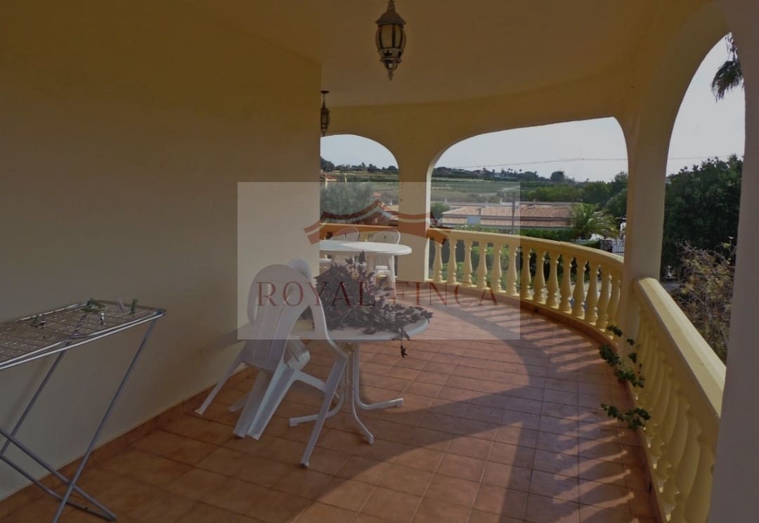 4 Zimmer Villa zu verkaufen in Beniarbeig mit Pool Garage - 495.000 € (Ref: 9247817)