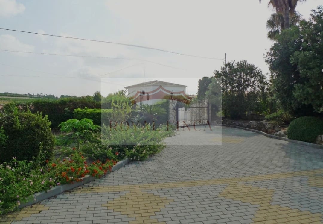 4 Zimmer Villa zu verkaufen in Beniarbeig mit Pool Garage - 495.000 € (Ref: 9247817)