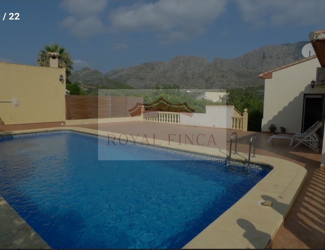 4 Zimmer Villa zu verkaufen in Beniarbeig mit Pool Garage - 495.000 € (Ref: 9247817)