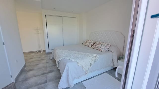 2 slaapkamer Appartement te koop in Els Poblets - € 645.000 (Ref: 9603231)