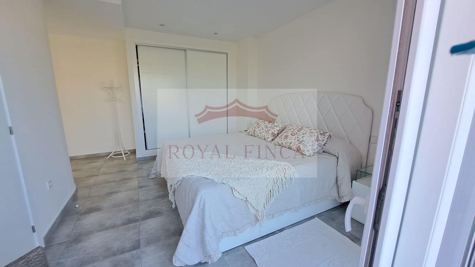 2 bedroom Apartment for sale in Els Poblets - € 645,000 (Ref: 9603231)