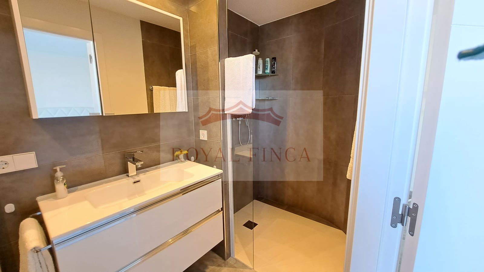 2 bedroom Apartment for sale in Els Poblets - € 645,000 (Ref: 9603231)