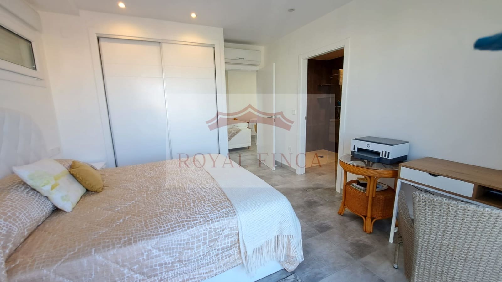 2 bedroom Apartment for sale in Els Poblets - € 645,000 (Ref: 9603231)