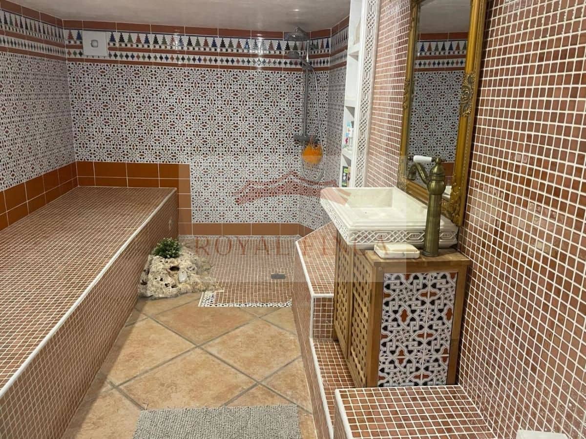 6 sypialnia Willa na sprzedaż w Pego - 795 000 € (Ref: 9715718)