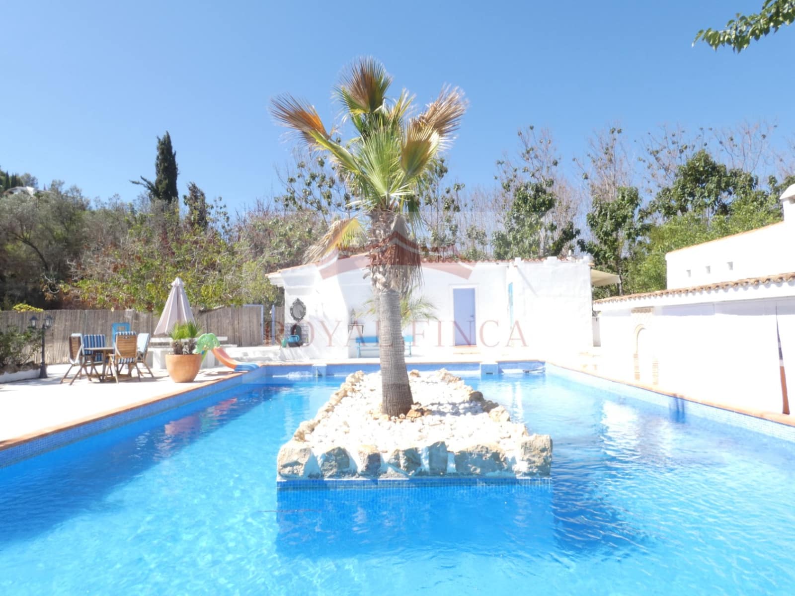 6 sypialnia Willa na sprzedaż w Pego - 795 000 € (Ref: 9715718)