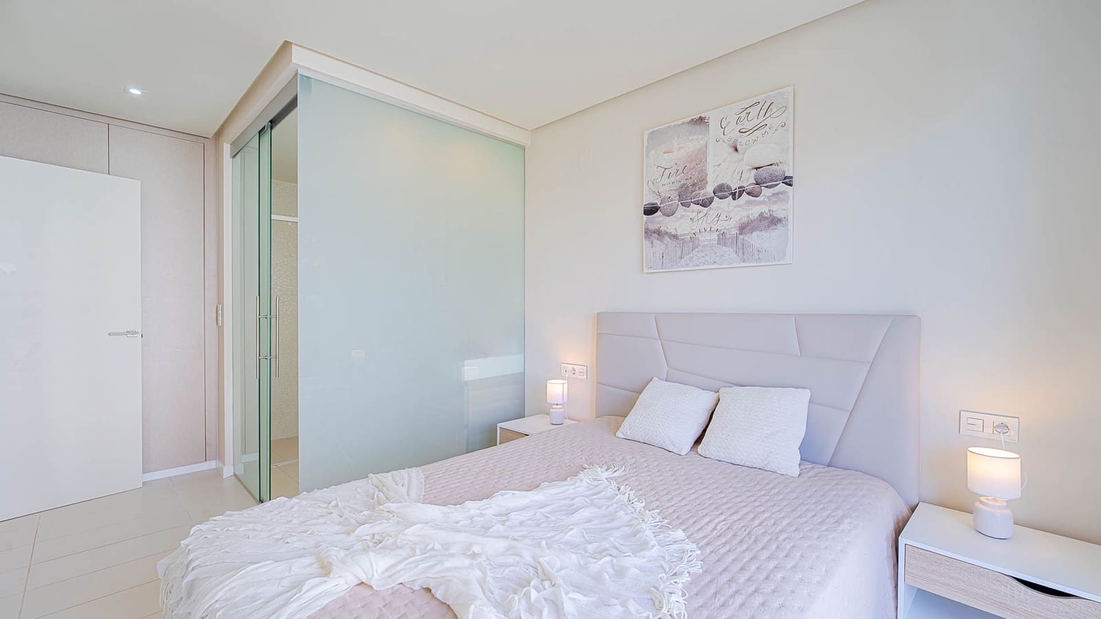 Apartamento de 2 habitaciones en Orihuela Costa en venta con piscina garaje - 270.000 € (Ref: 10112251)