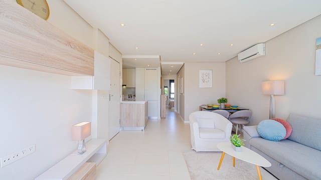 Apartamento de 2 habitaciones en Punta Prima, Orihuela en venta con piscina garaje - 270.000 € (Ref: 10112251)
