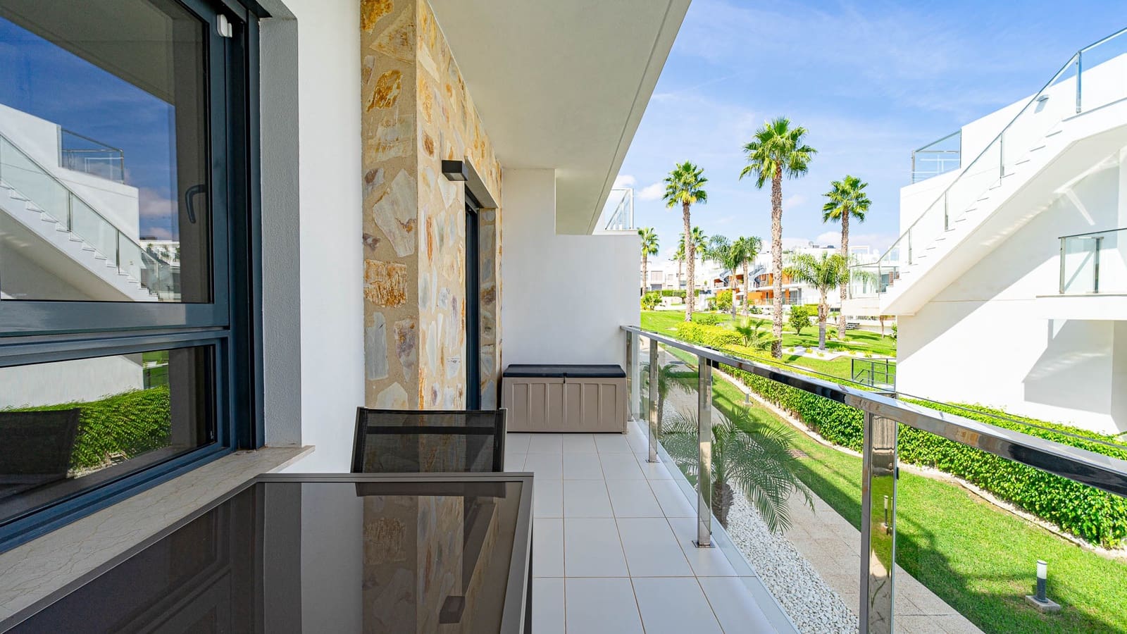 Apartamento de 2 habitaciones en Orihuela Costa en venta con piscina garaje - 270.000 € (Ref: 10112251)