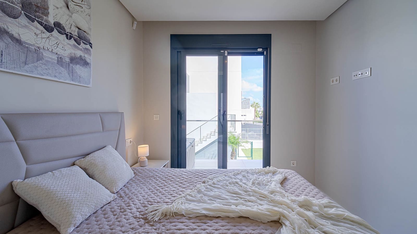 Apartamento de 2 habitaciones en Orihuela Costa en venta con piscina garaje - 270.000 € (Ref: 10112251)
