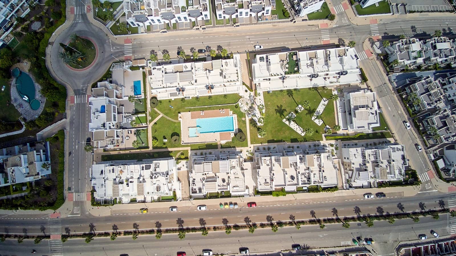 Apartamento de 2 habitaciones en Orihuela Costa en venta con piscina garaje - 270.000 € (Ref: 10112251)