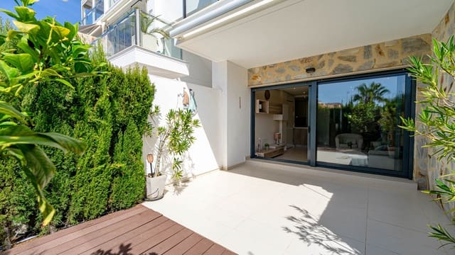 Apartamento de 2 habitaciones en Punta Prima, Orihuela en venta con piscina garaje - 270.000 € (Ref: 10112251)