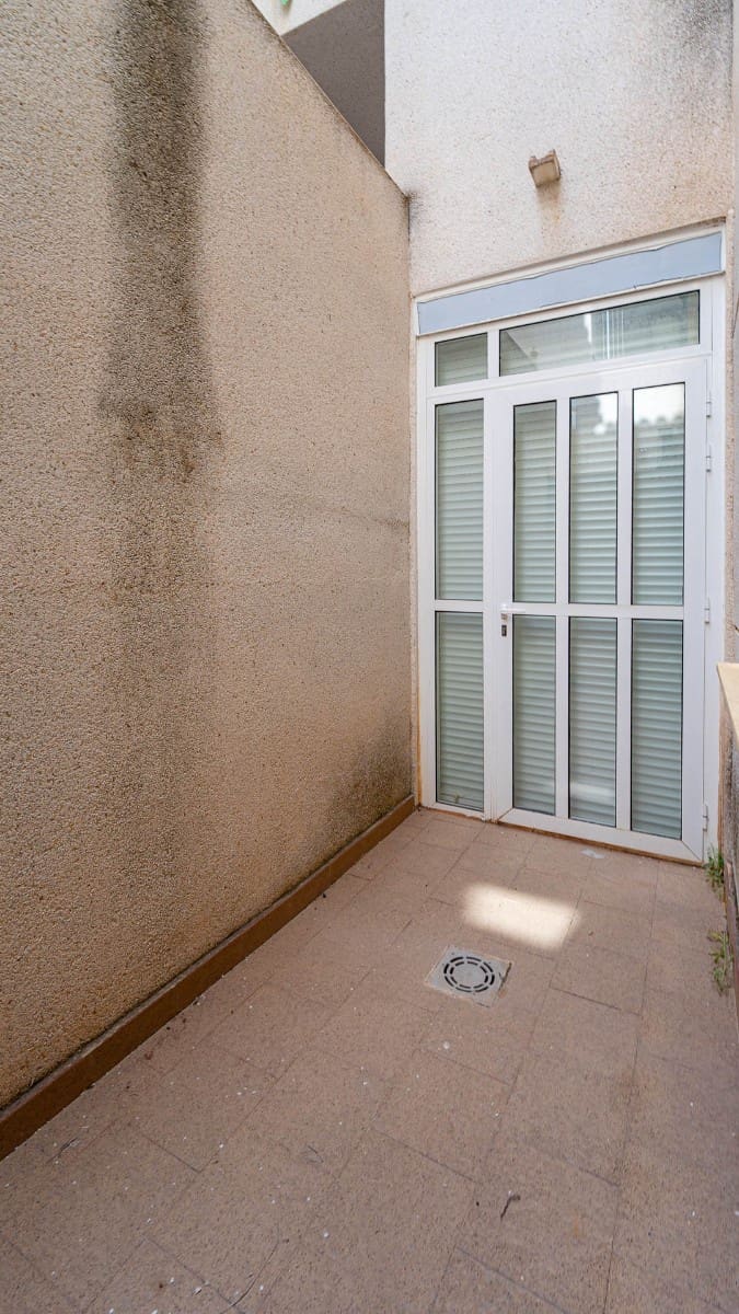 2 soveværelse Lejlighed til salg i Orihuela Costa med swimmingpool garage - € 155.000 (Ref: 10112253)