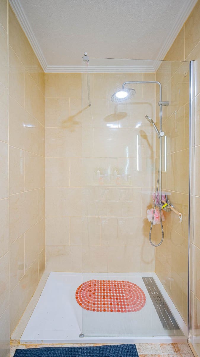 2 soveværelse Lejlighed til salg i Orihuela Costa med swimmingpool garage - € 155.000 (Ref: 10112253)
