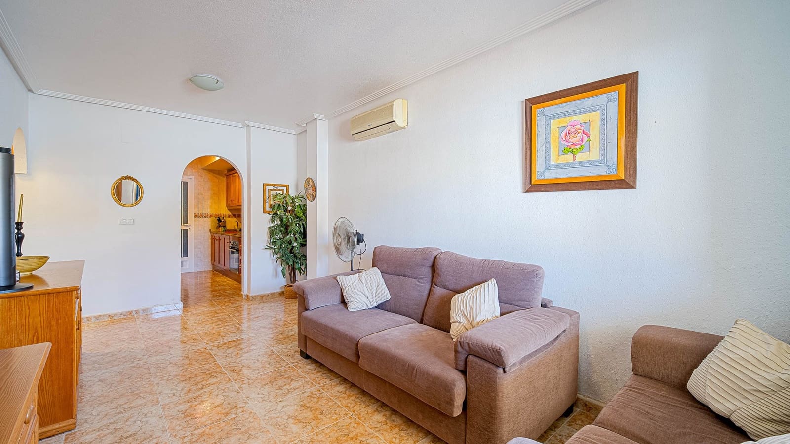 2 soveværelse Lejlighed til salg i Orihuela Costa med swimmingpool garage - € 155.000 (Ref: 10112253)