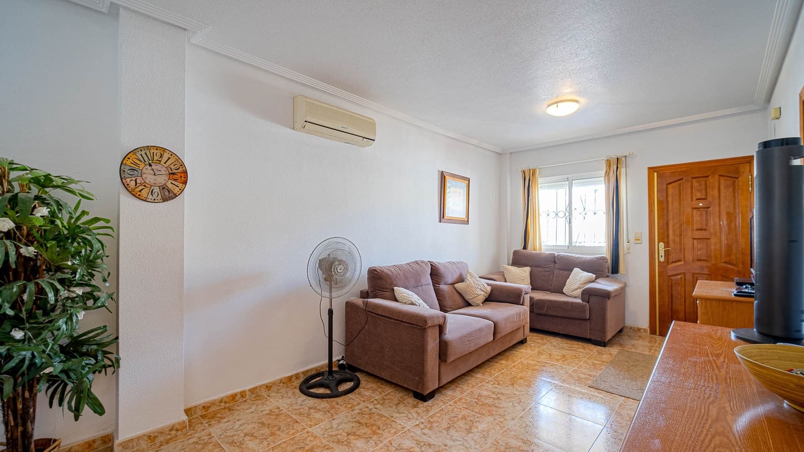 2 soveværelse Lejlighed til salg i Orihuela Costa med swimmingpool garage - € 155.000 (Ref: 10112253)