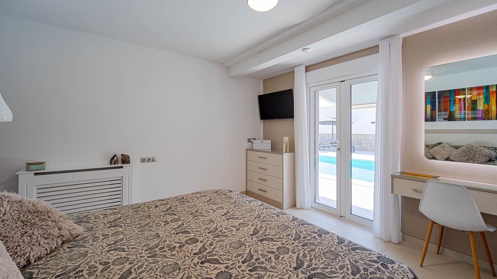 3 bedroom Villa for sale in Villamartin with pool garage - € 770,000 (Ref: 10112256)