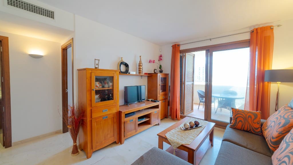 2 soverom Leilighet til salgs i Punta Prima med svømmebasseng garasje - € 220 000 (Ref: 10112257)
