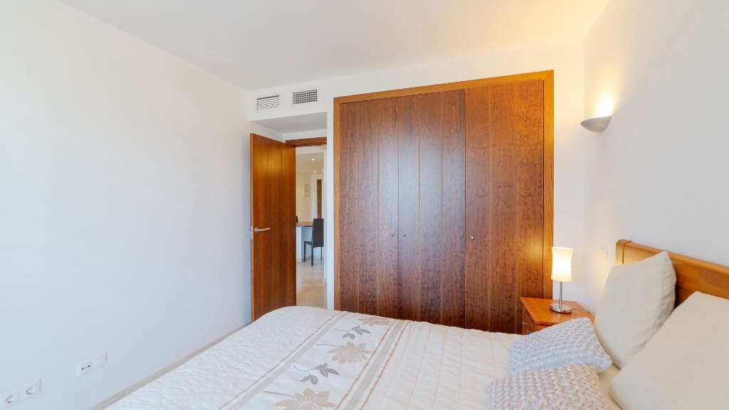 2 soverom Leilighet til salgs i Punta Prima med svømmebasseng garasje - € 220 000 (Ref: 10112257)