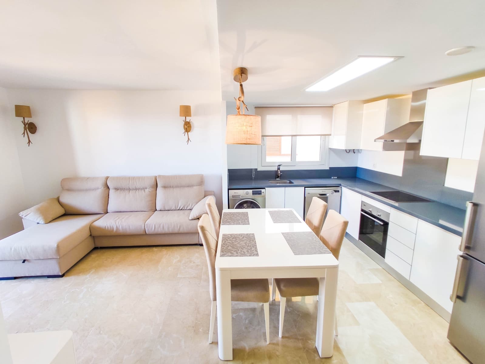 3 soveværelse Lejlighed til salg i Orihuela Costa med swimmingpool garage - € 350.000 (Ref: 10112258)