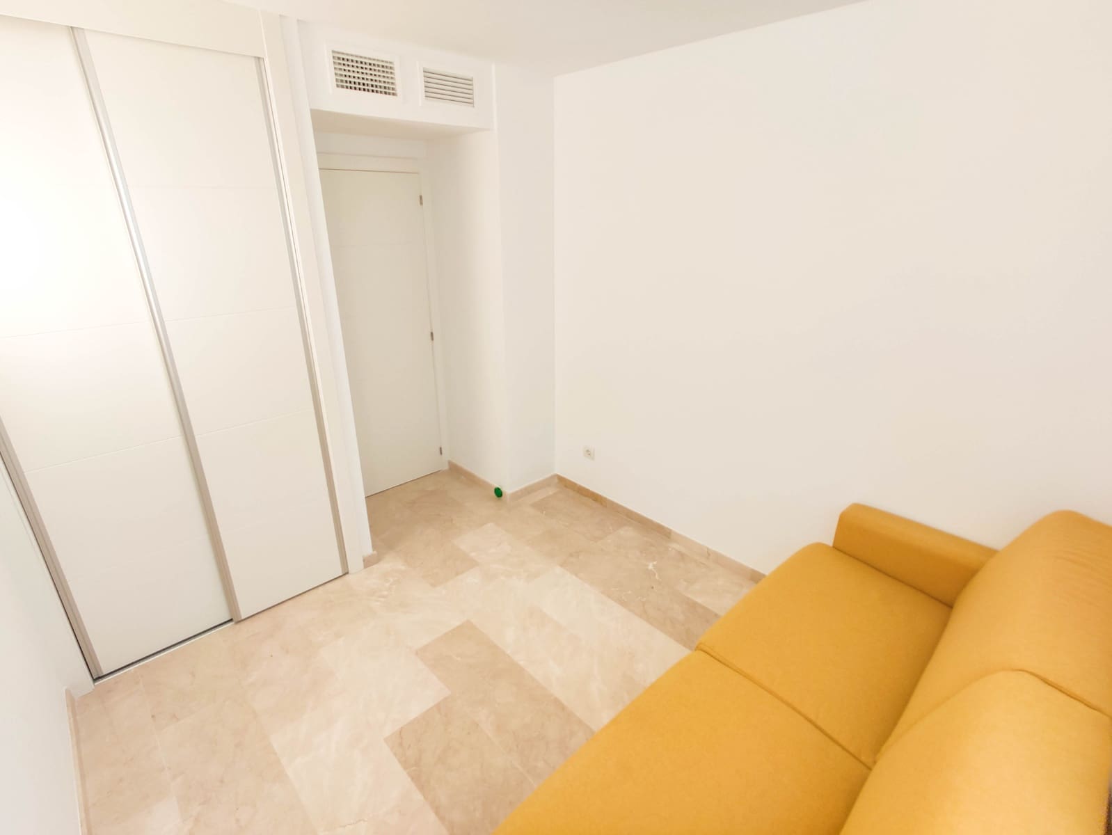 3 soveværelse Lejlighed til salg i Orihuela Costa med swimmingpool garage - € 350.000 (Ref: 10112258)