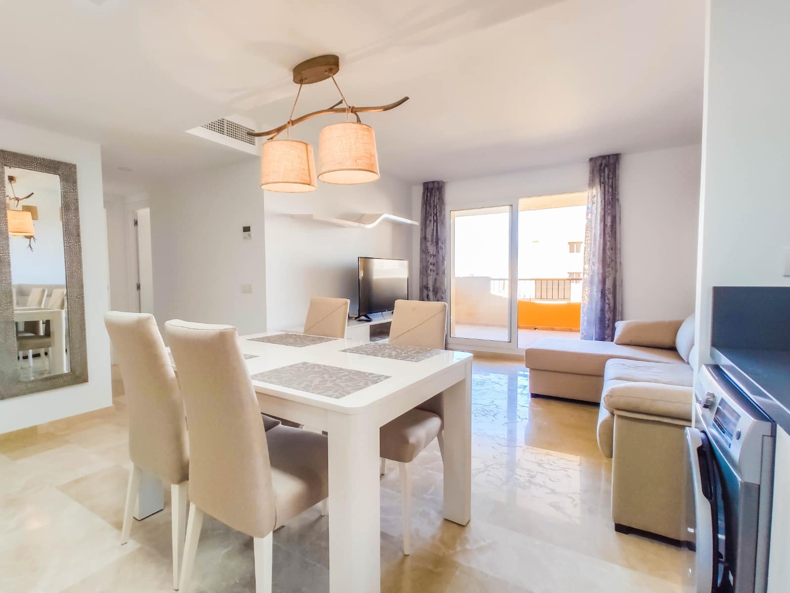 3 soveværelse Lejlighed til salg i Orihuela Costa med swimmingpool garage - € 350.000 (Ref: 10112258)