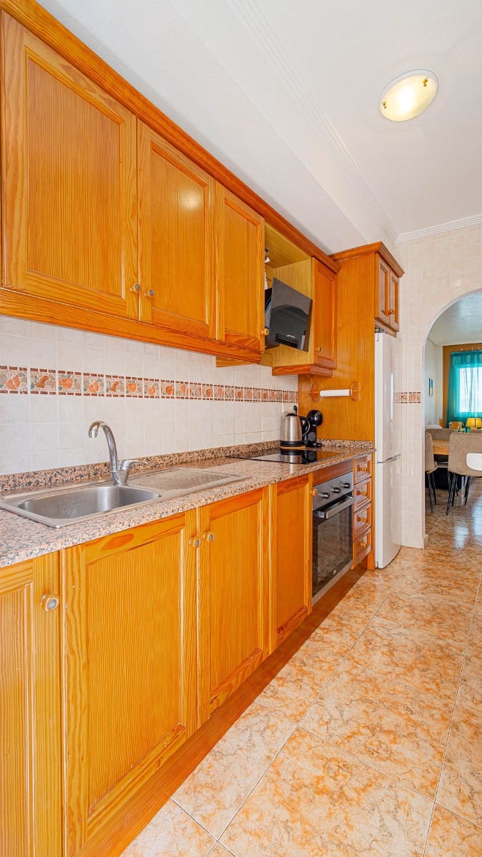 2 soveværelse Lejlighed til salg i Orihuela Costa med swimmingpool garage - € 155.000 (Ref: 10112263)