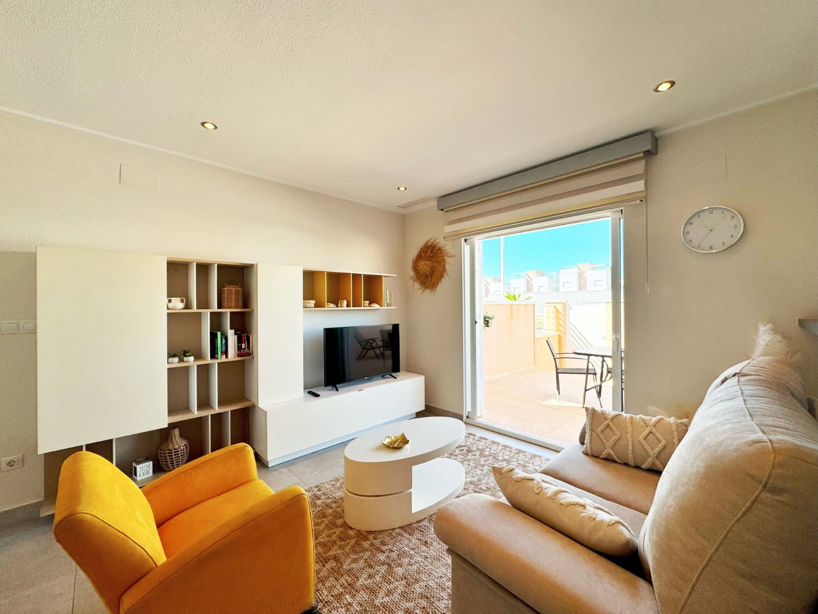 Apartament na sprzedaż w Orihuela Costa z basenem garażem - 279 999 € (Ref: 10112265)